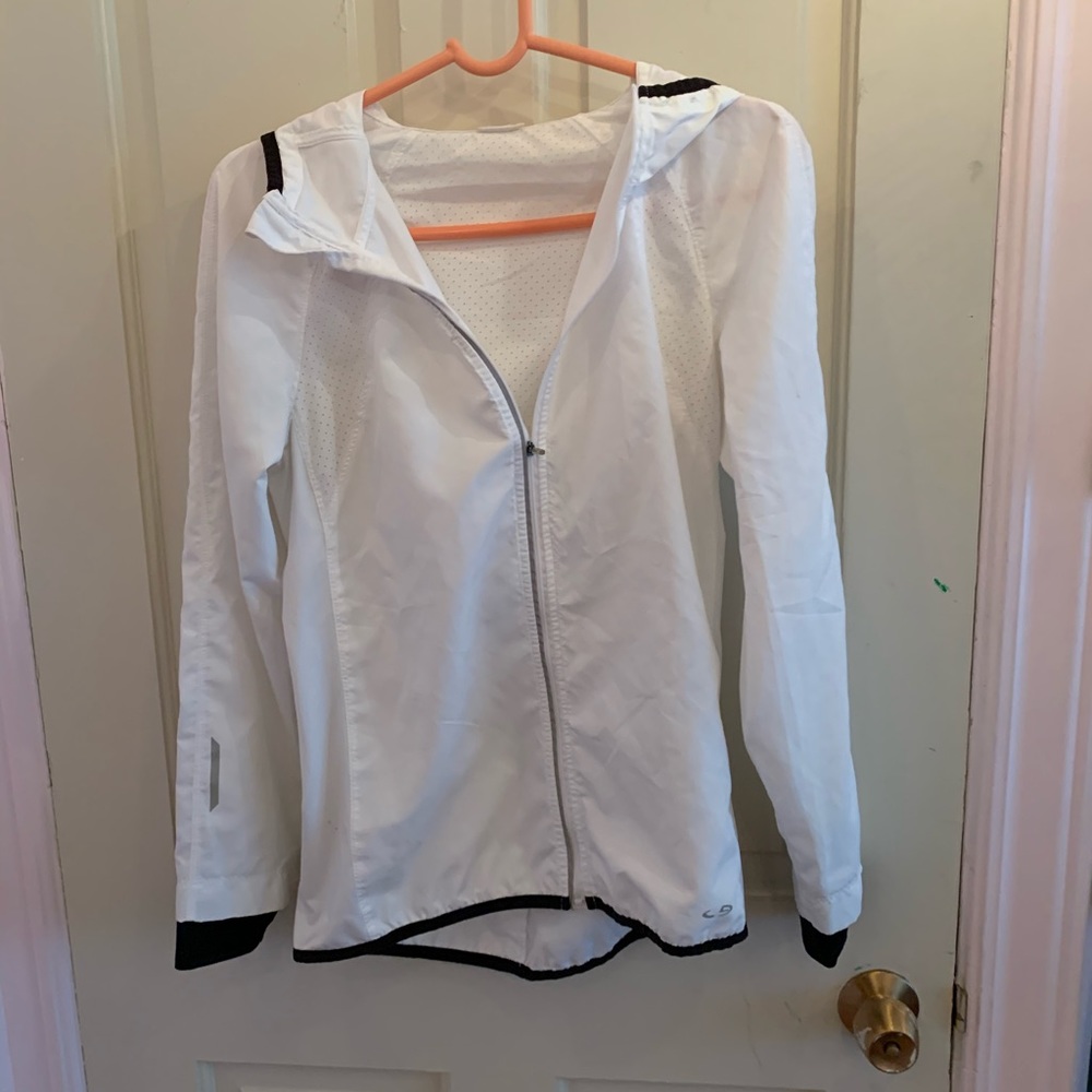 Campion wind breaker